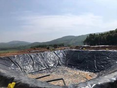 為何可以生產(chǎn)多種顏色的防滲土工膜？