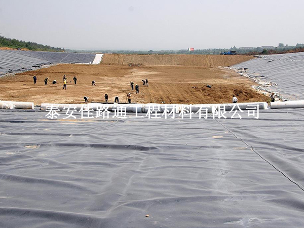 污水處理防滲膜質(zhì)量辨別技巧：簡(jiǎn)單新穎指南
